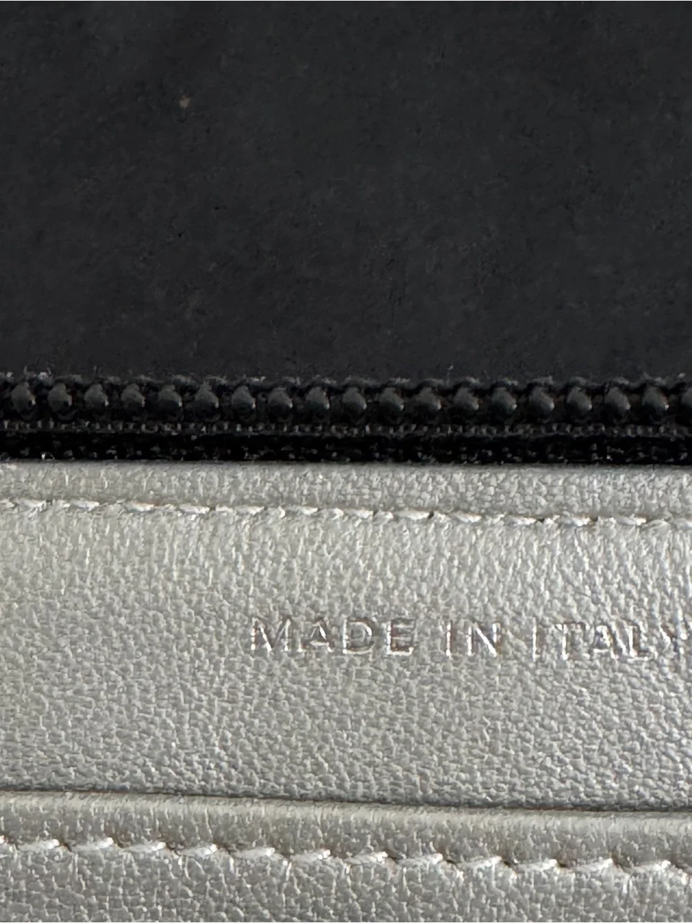 Chanel camellia Black Zip-Around Wallet - Sleek Everyday Organizer